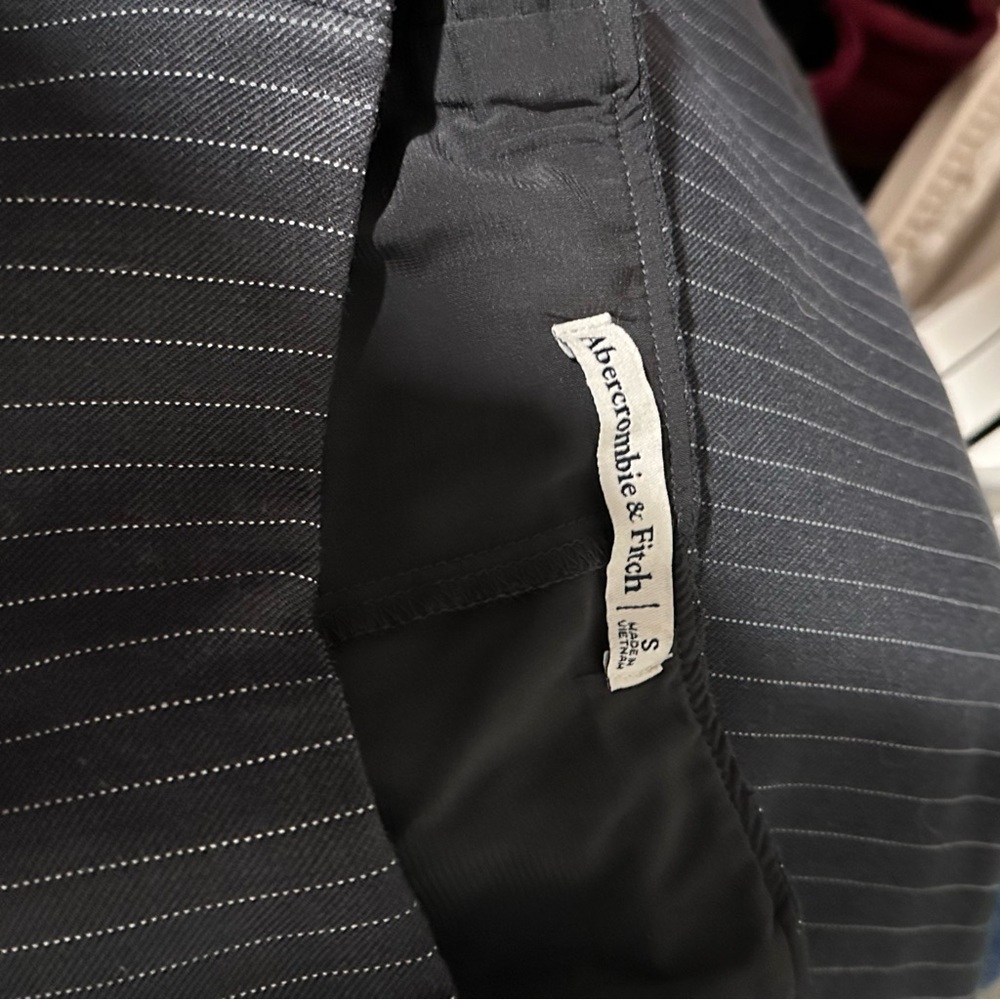 Abercrombie and Fitch Scarlett Suiting Mini Skort - Picture 5 of 5